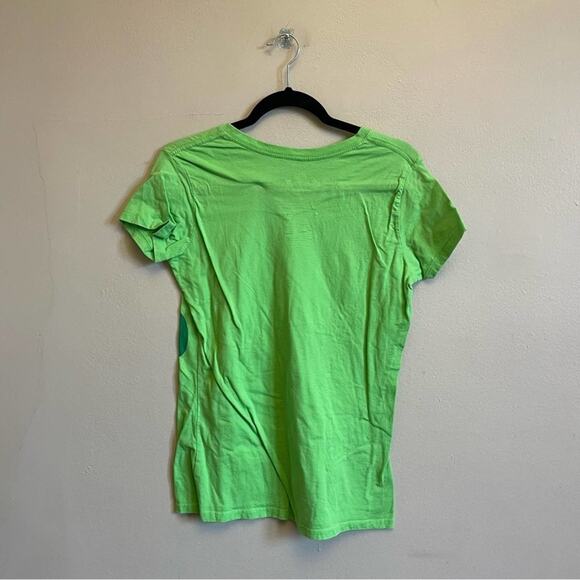Lucky Tee Shirt M Four leaf clover green short sleeve t-shirt casual festive - Picture 5 of 7